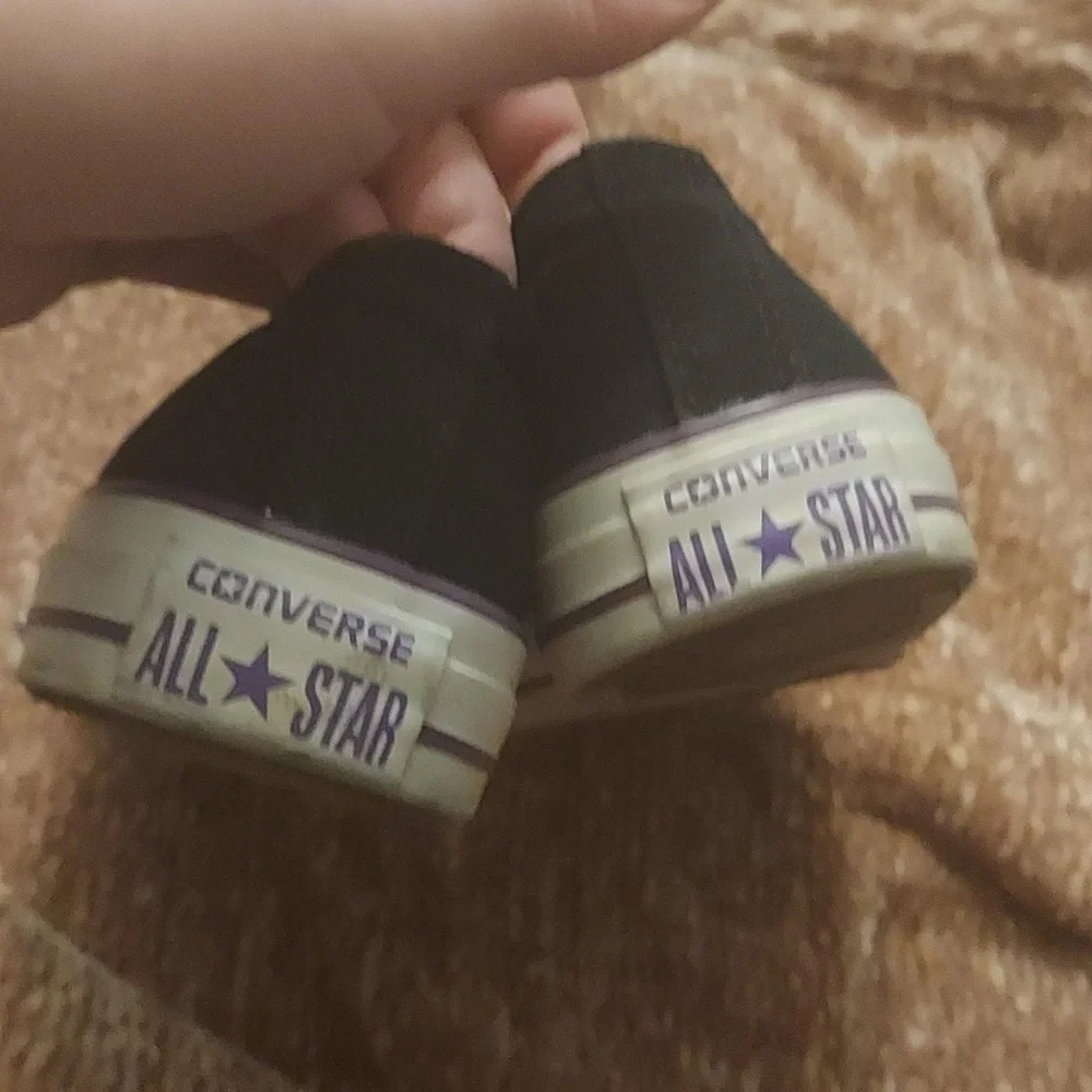 Black Low Top Converse - Picture 2 of 12